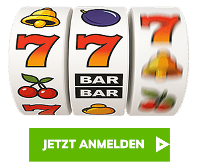 Dreifache Slot Walzen mit klassischen Symbolen und einem grünen Jetzt Anmelden Feld